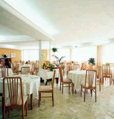 фото отеля Sher-Dan Hotel