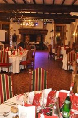 фото отеля Chateau De Fontager Serves-sur-Rhone