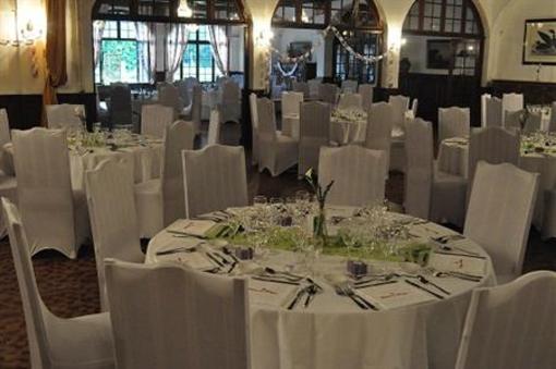 фото отеля Chateau De Fontager Serves-sur-Rhone