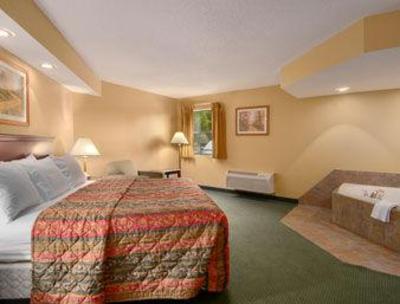 фото отеля Days Inn & Suites Coffeyville