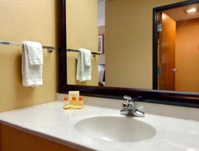фото отеля Days Inn & Suites Coffeyville