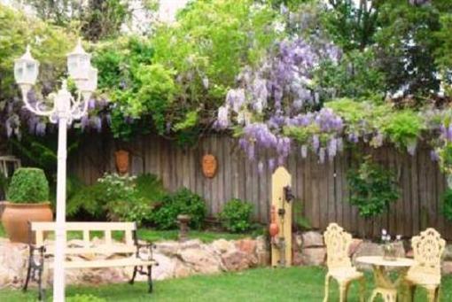 фото отеля Magnolia Manor Bed and Breakfast Bathurst