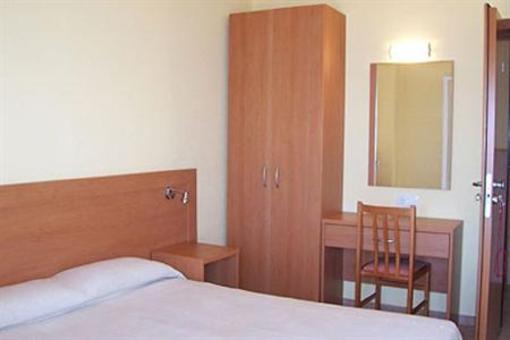 фото отеля Hotel Rocatel Canet de Mar