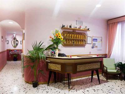 фото отеля Hotel Linda