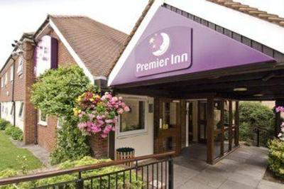 фото отеля Premier Inn Tring