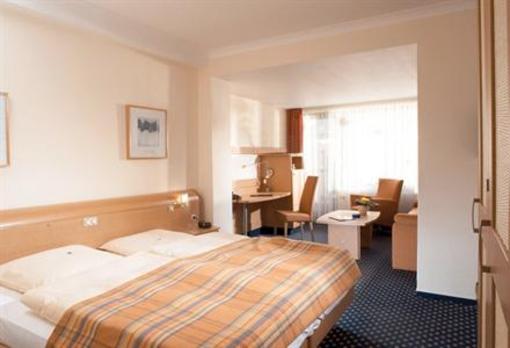 фото отеля Apartementhaus Windjammer Cuxhaven