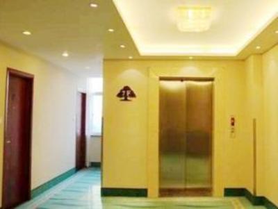 фото отеля GreenTree Inn Wuxi Lingshan Area