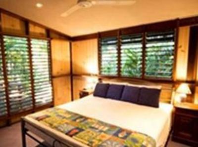фото отеля Cassawong Cottages Mission Beach