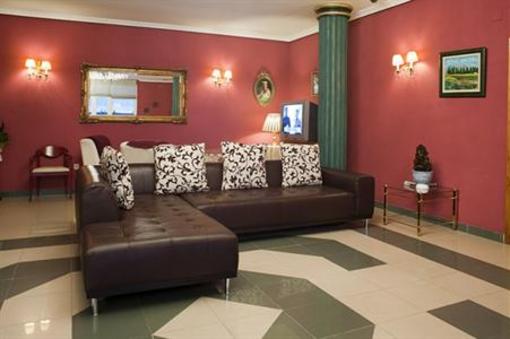 фото отеля Hotel Triana