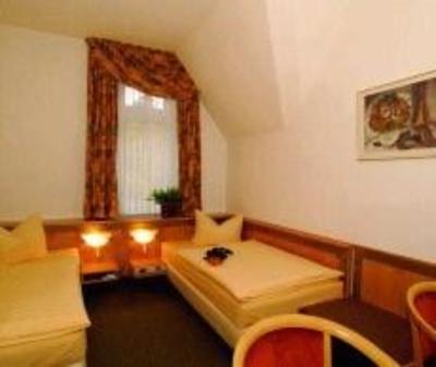 фото отеля Parkgaststaette Lengenfeld Restaurant & Hotelpension