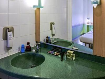 фото отеля Ibis Madrid Hotel Alcala de Henares