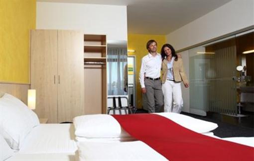 фото отеля Hotel Garni Colora