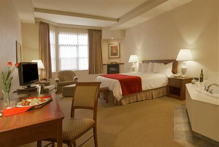 фото отеля BEST WESTERN PLUS Brant Park Inn and Conference Centre