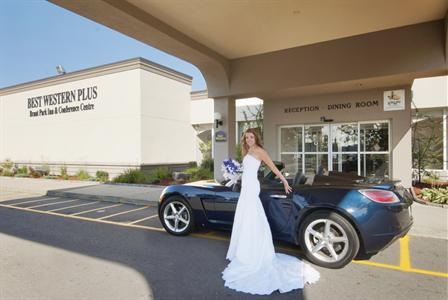 фото отеля BEST WESTERN PLUS Brant Park Inn and Conference Centre