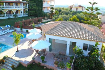 фото отеля Ionios Avra