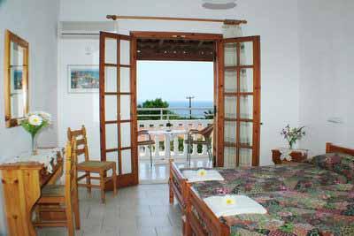 фото отеля Ionios Avra