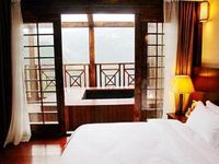 Wenzhou Taishun Jade Dragon Mountain Radon Spring Resort Yayang Town Wenzhou Taishun Jade Dragon Mountain Radon Spring Resort Yayang Town