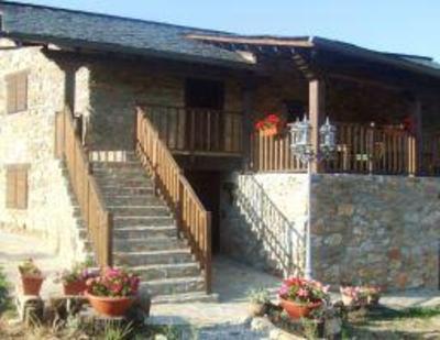 фото отеля Apartamentos Rural Medulas