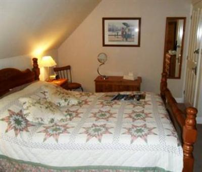 фото отеля Sollom Voe Bed & Breakfast Chalford Stroud (England)