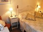 фото отеля Sollom Voe Bed & Breakfast Chalford Stroud (England)