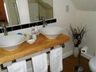 фото отеля Sollom Voe Bed & Breakfast Chalford Stroud (England)