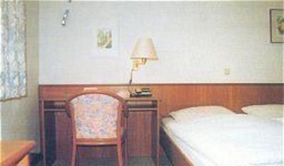 фото отеля Hotel Willkens Bonn