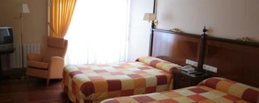 фото отеля Hotel Armine Basauri