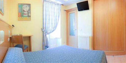 фото отеля Pension Residencia Barbantes Libredon