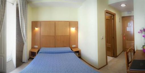фото отеля Pension Residencia Barbantes Libredon