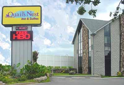 фото отеля Quail's Nest Inn & Suites