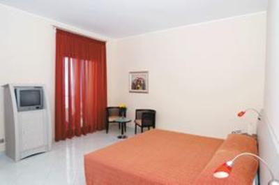 фото отеля Meridian Hotel Guardia Piemontese