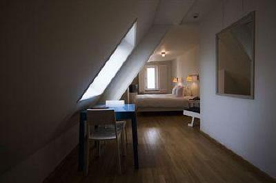 фото отеля Lloyd Hotel & Cultural Embassy Amsterdam