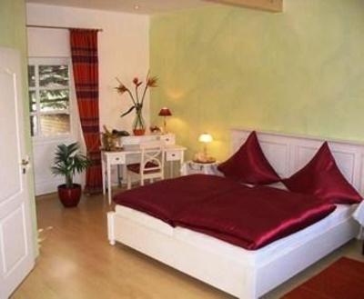 фото отеля Hotel Zur Hahnmuehle