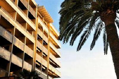 фото отеля Beach Mediterannee Antibes