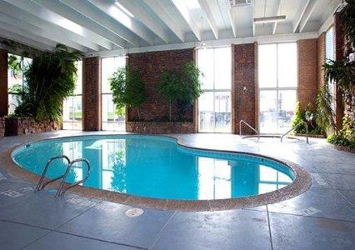 фото отеля Econo Lodge Airport Tulsa