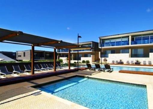 фото отеля Smiths Beach Resort
