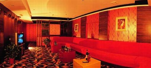 фото отеля New World Hotel