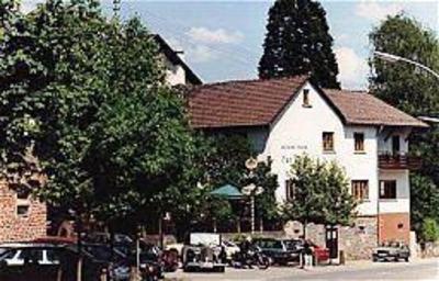 фото отеля Gasthof zur Rose Weinheim