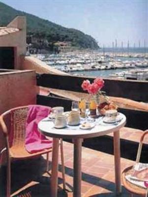 фото отеля Hotel Villa Les Pins Saint-Cyr-sur-Mer