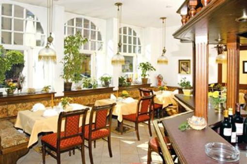 фото отеля Hotel Restaurant Zur Post Wernigerode
