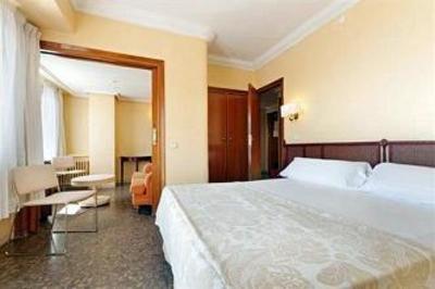 фото отеля Tryp Gran Sol