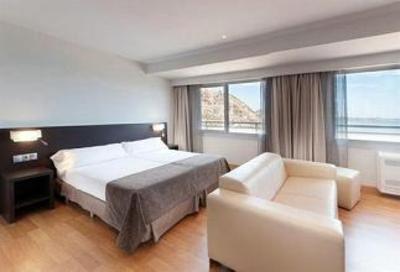 фото отеля Tryp Gran Sol