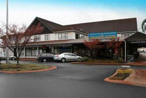 фото отеля Planet Nomad Backpackers Rotorua