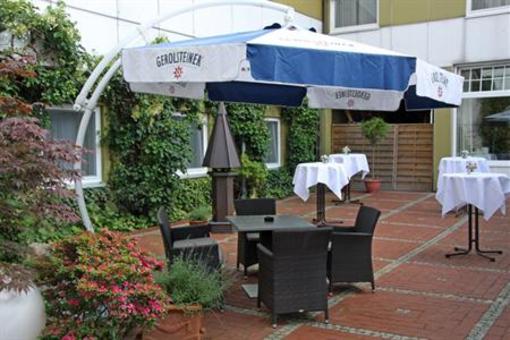 фото отеля Hotel Cap Polonio Pinneberg