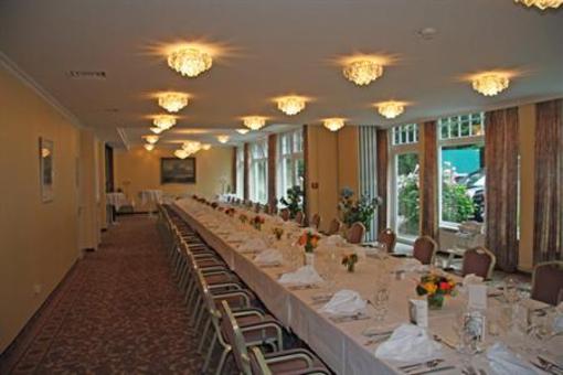 фото отеля Hotel Cap Polonio Pinneberg