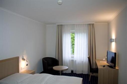 фото отеля Hotel Cap Polonio Pinneberg
