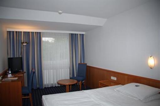 фото отеля Hotel Cap Polonio Pinneberg