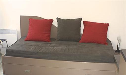 фото отеля Bed In City Le Virgile Aparthotel Lyon