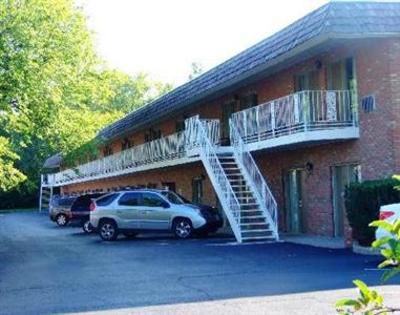 фото отеля South Shore Inn