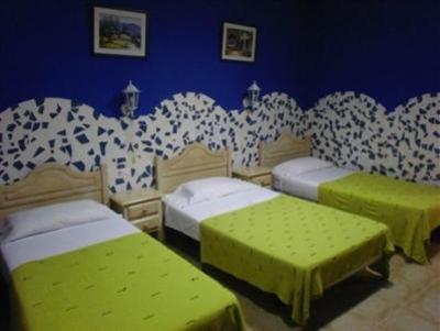 фото отеля Hostal Tartessos